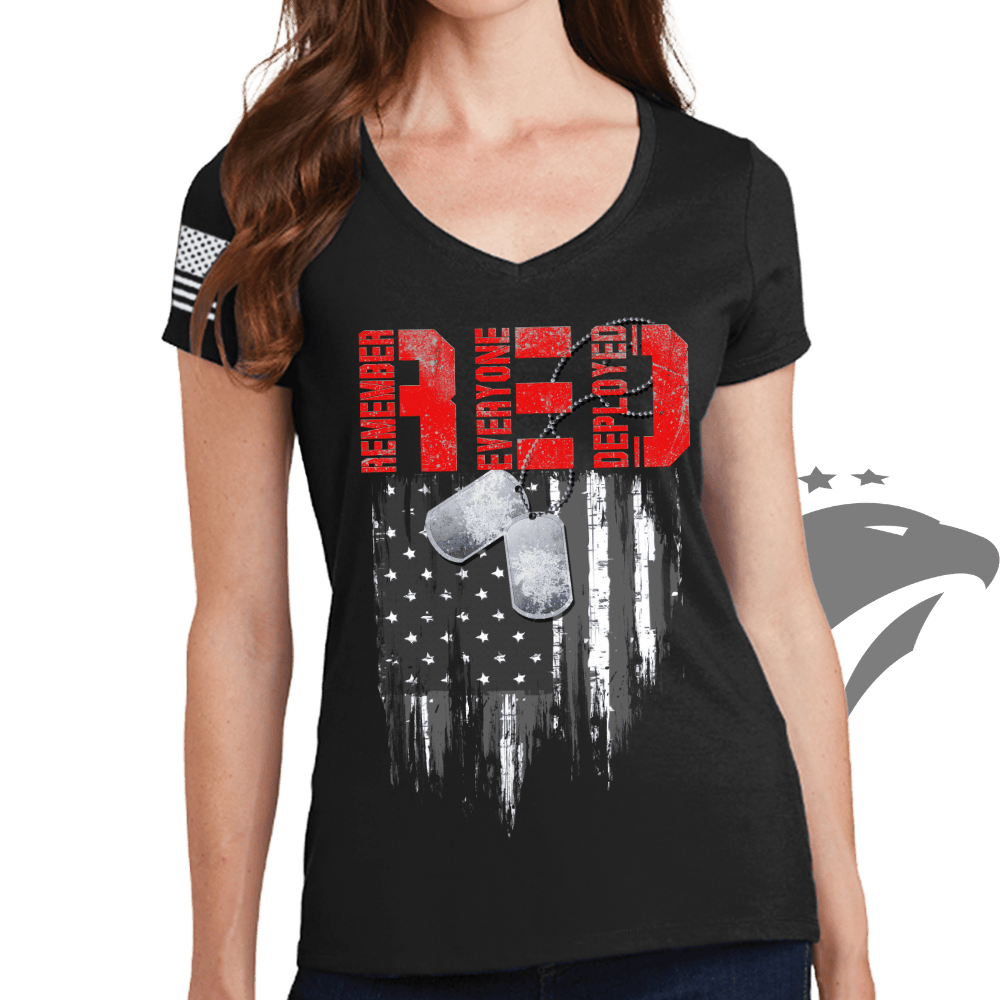 R.E.D Flag & Dog-tags Ladies V-Neck T-shirt